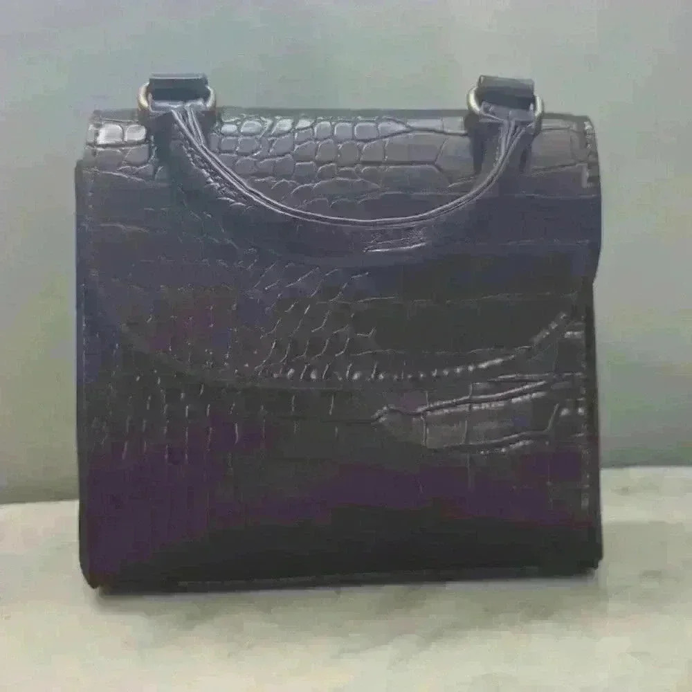 The Drop Diana Top Handle Crossbody Bag - Picture 3 of 4